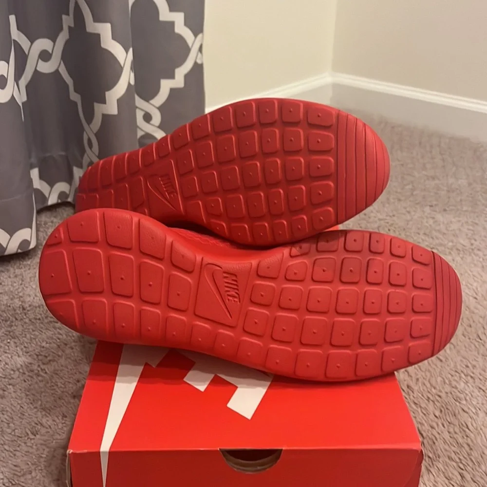 Nike Rosherun Roshe One HYP Shoes Sneakers new Red October 636220 660 Mens Sz 13